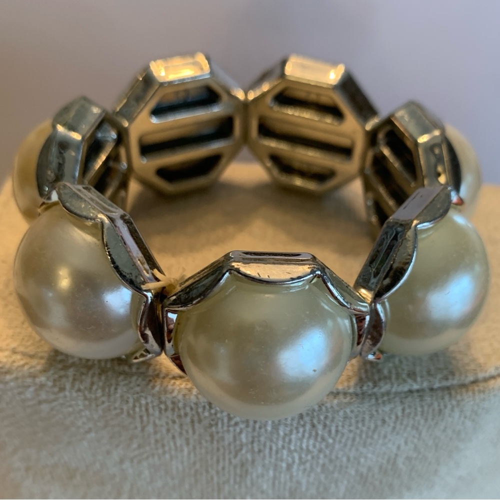 Faux Pearl and Silver Women's Bracelet